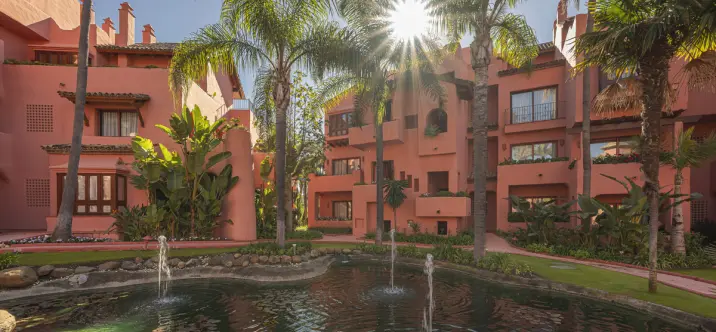 Venta de apartamento en planta baja en Estepona 3