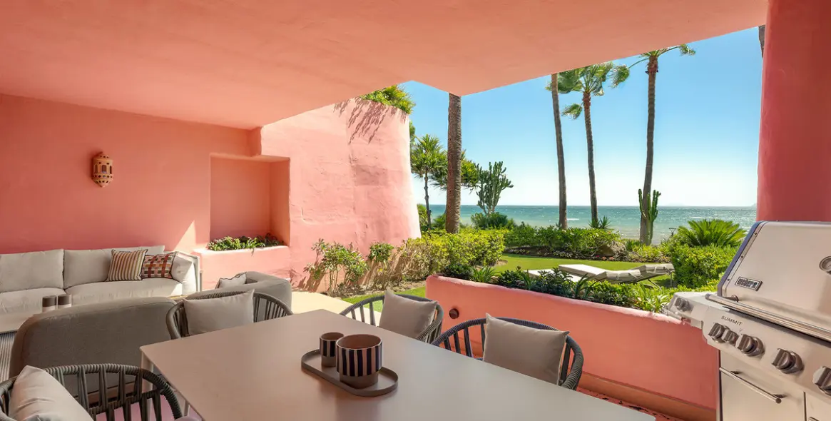 Продажа апартаментов на первом этаже в Estepona 8