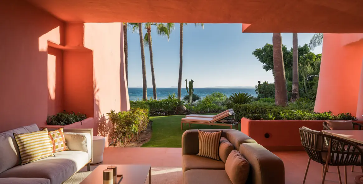 Продажа апартаментов на первом этаже в Estepona 10