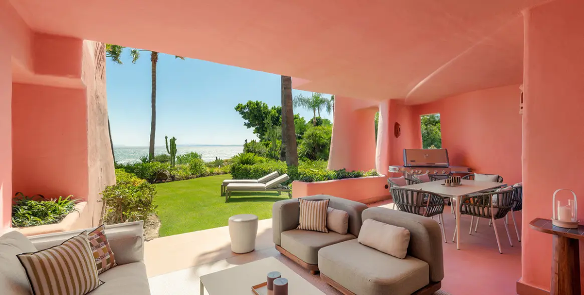 Продажа апартаментов на первом этаже в Estepona 14