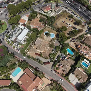 Venta de local comercial en Nueva Andalucía