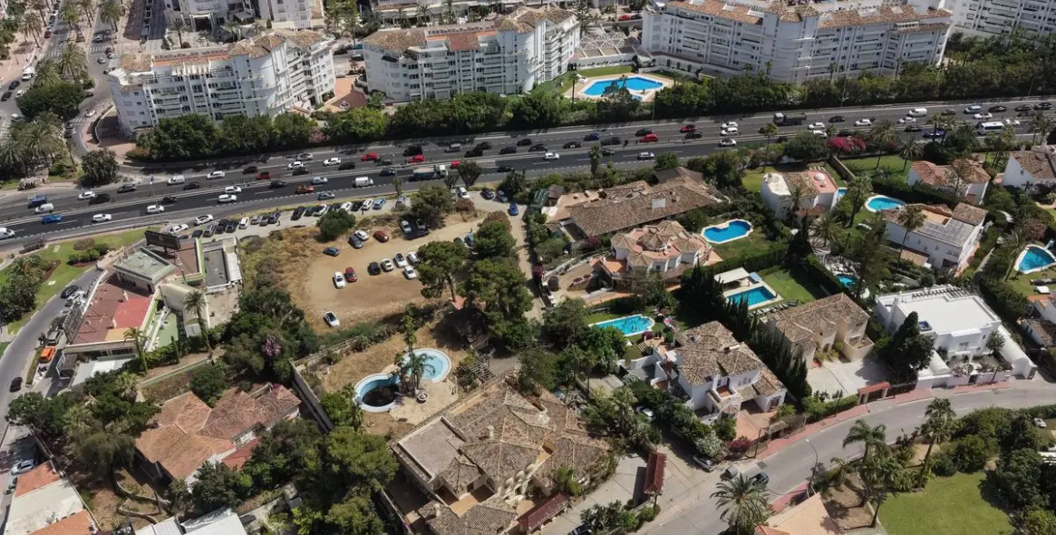 Продажа коммерческого помещения в Nueva Andalucía 9