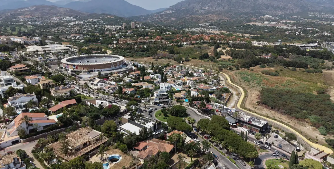 Продажа коммерческого помещения в Nueva Andalucía 21