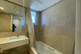 Image 4 thumb
