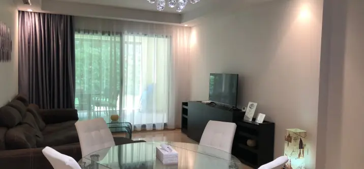 Long-term rent of ground floor apartment in Nueva Andalucía 4