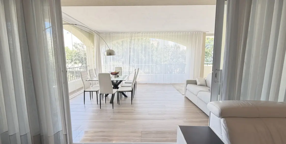 Long-term rent of middle floor apartment in Bahía de Marbella 15