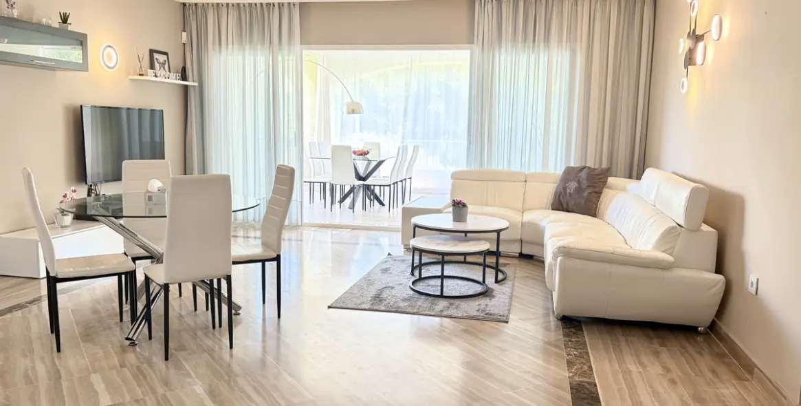 Long-term rent of middle floor apartment in Bahía de Marbella 17