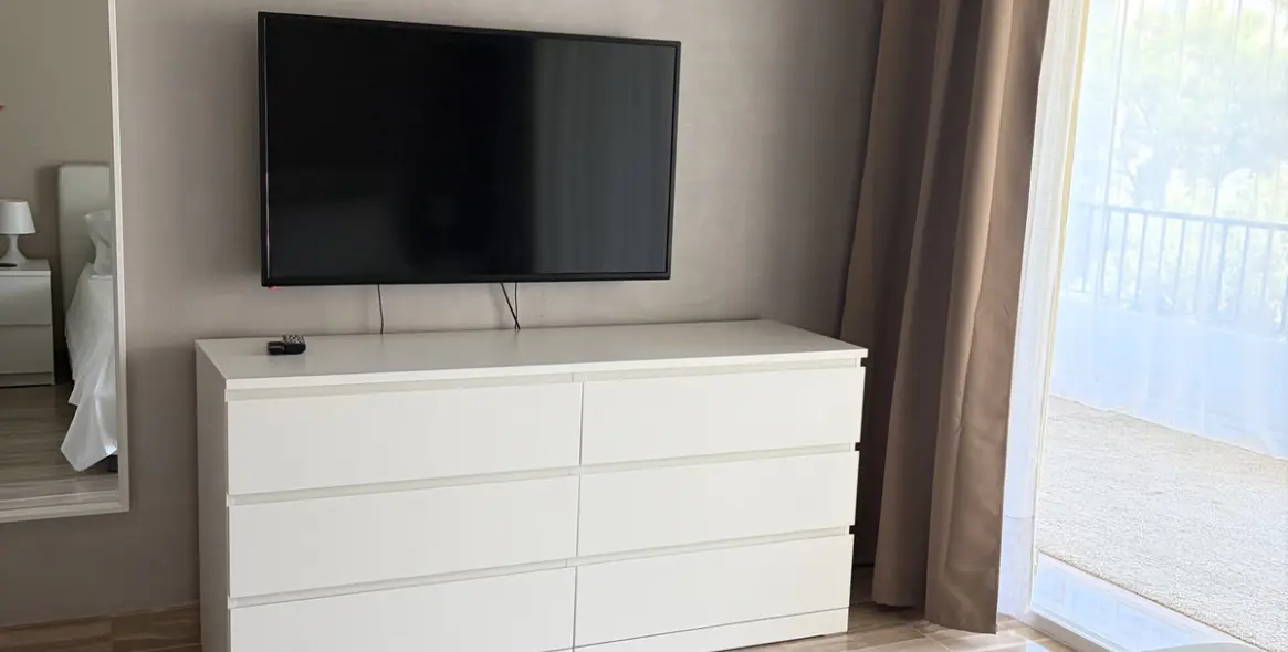 Long-term rent of middle floor apartment in Bahía de Marbella 31