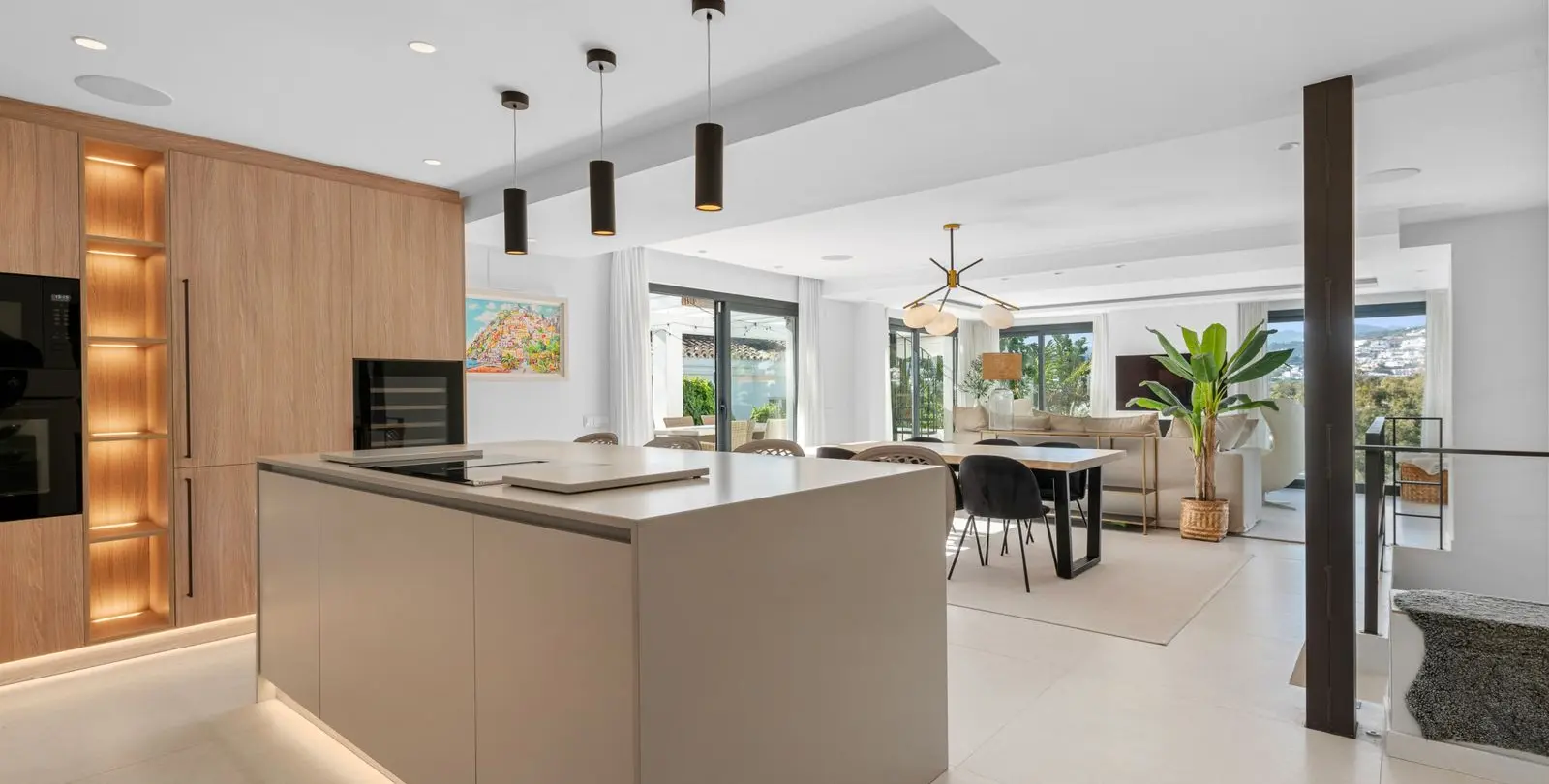 Sale of detached villa in Nueva Andalucía 2