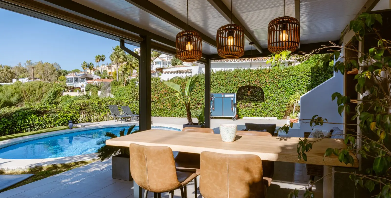 Sale of detached villa in Nueva Andalucía 35