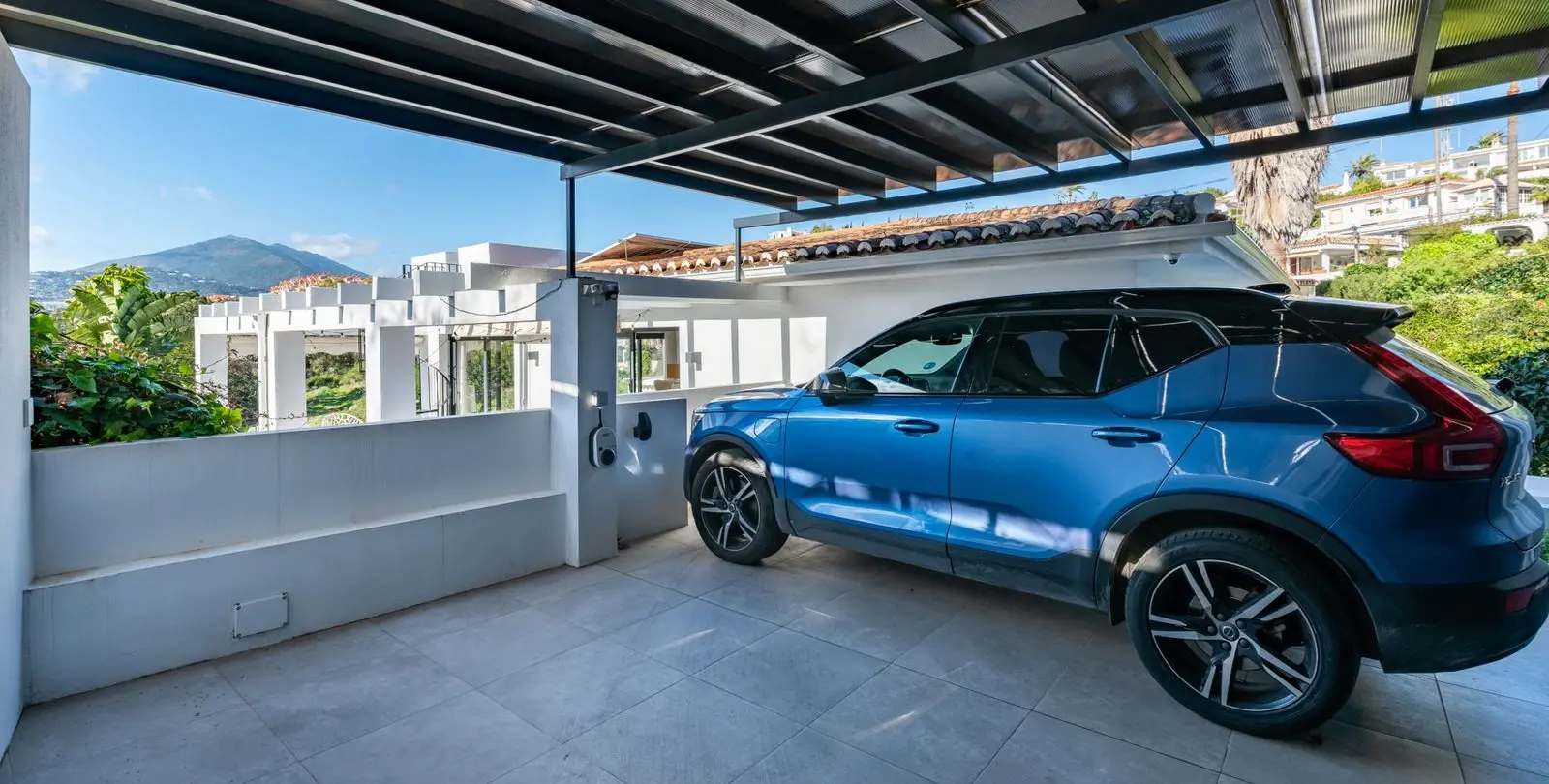 Sale of detached villa in Nueva Andalucía 44
