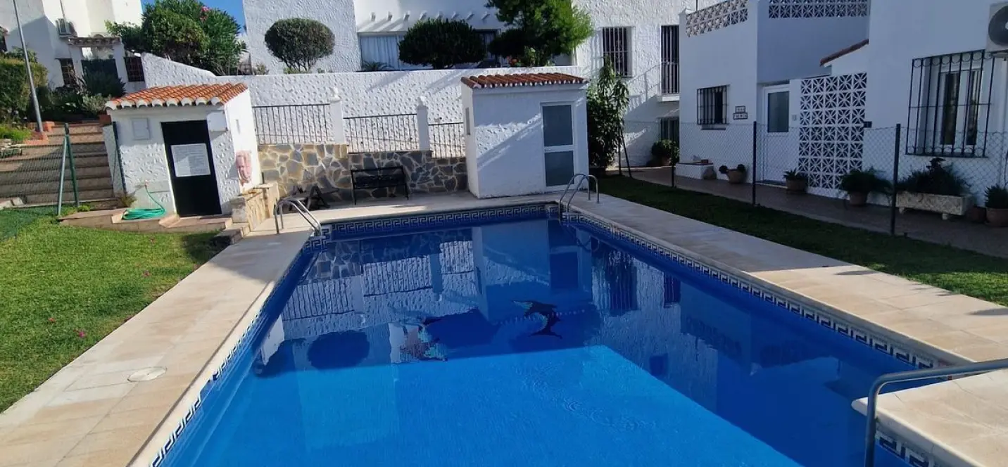 Продажа таунхауса в Estepona 0