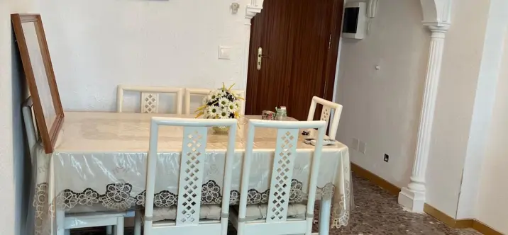 Venta de apartamento en planta media en Los Boliches 2