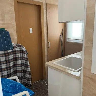 Venta de apartamento en planta media en Los Boliches