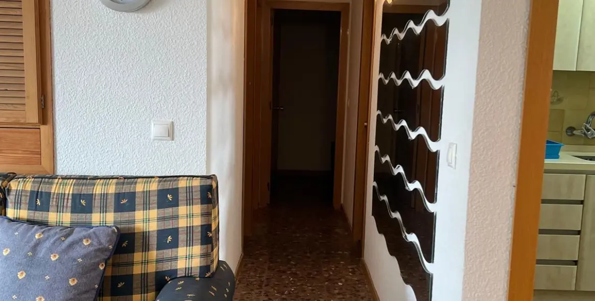 Venta de apartamento en planta media en Los Boliches 9