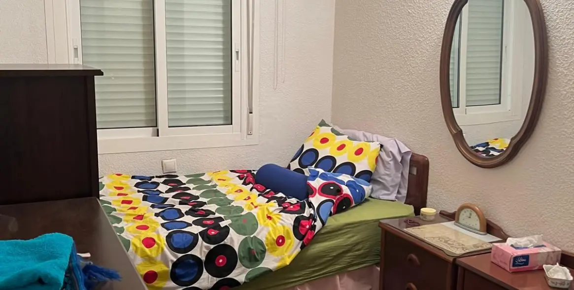 Venta de apartamento en planta media en Los Boliches 11