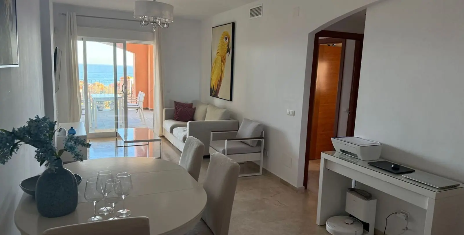 Sale of middle floor apartment in La Duquesa 3