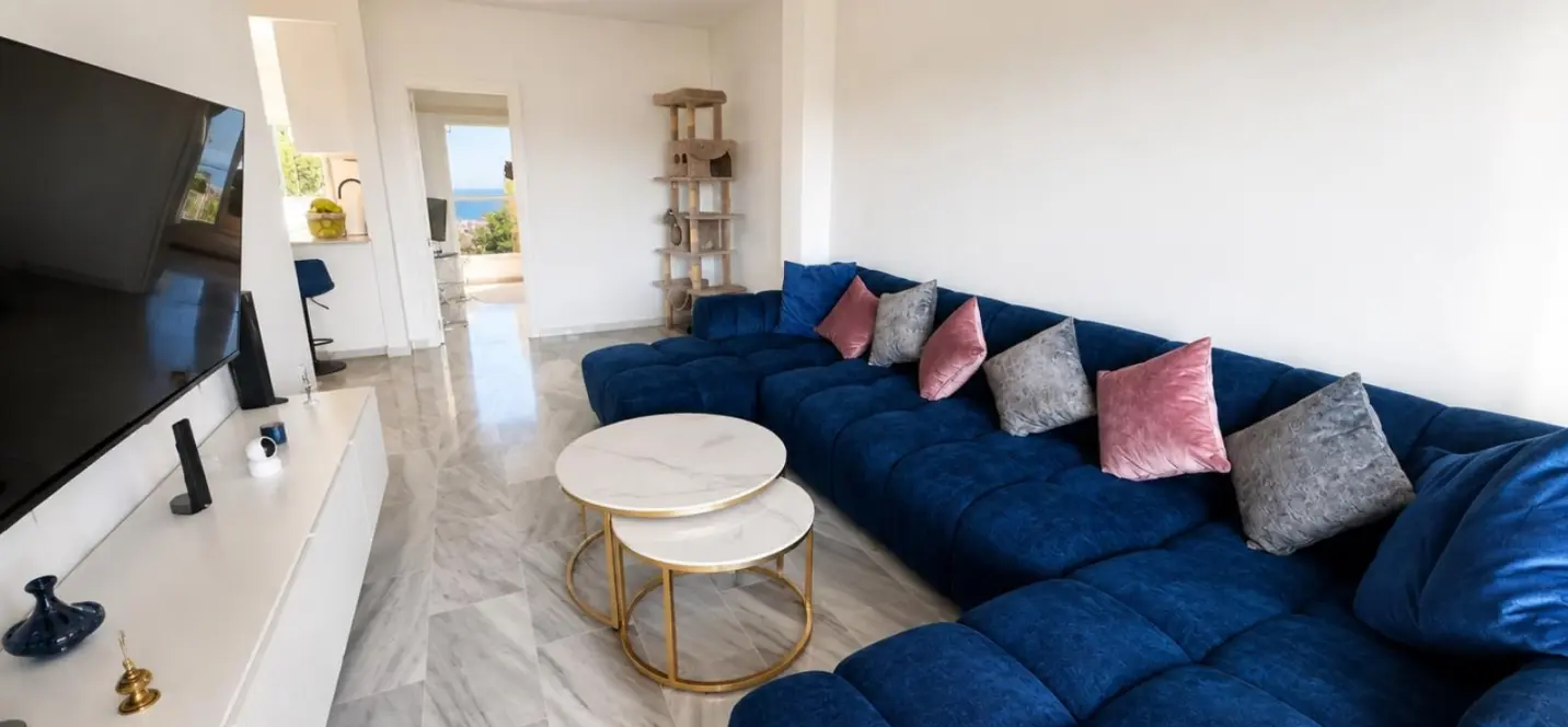 Venta de apartamento en planta media en Riviera del Sol 1