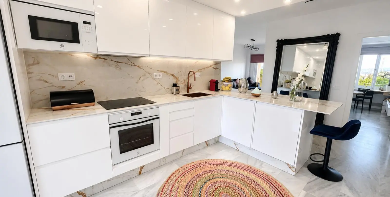 Venta de apartamento en planta media en Riviera del Sol 5