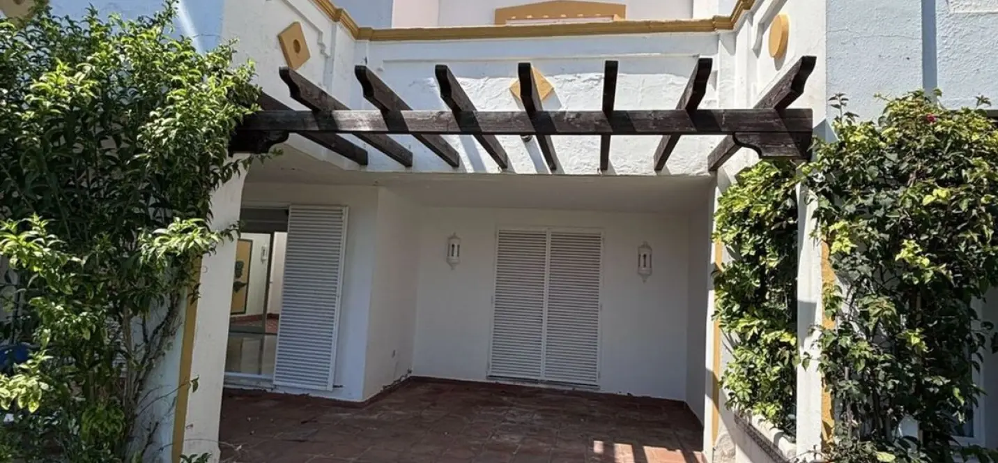 Venta de adosado en Estepona 2