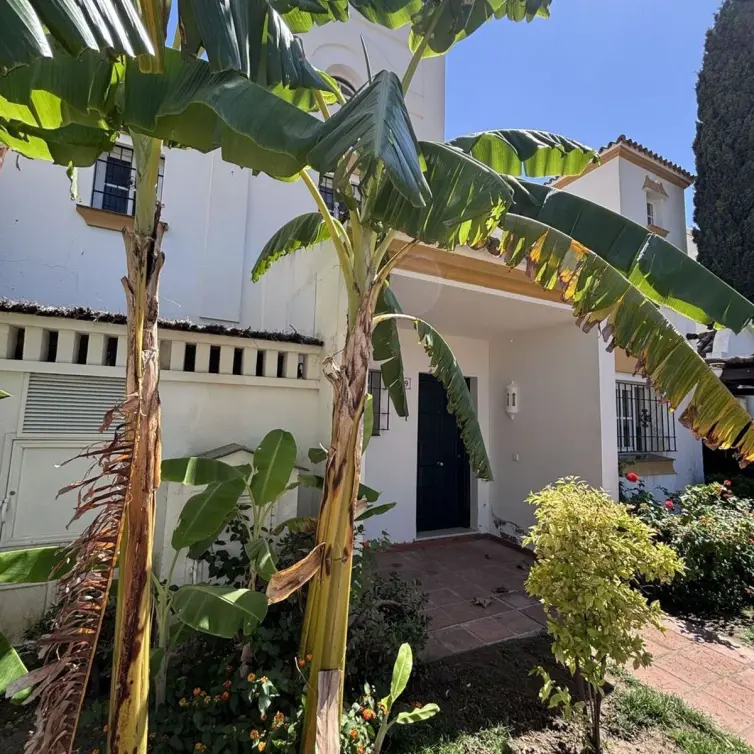 Venta de adosado en Estepona