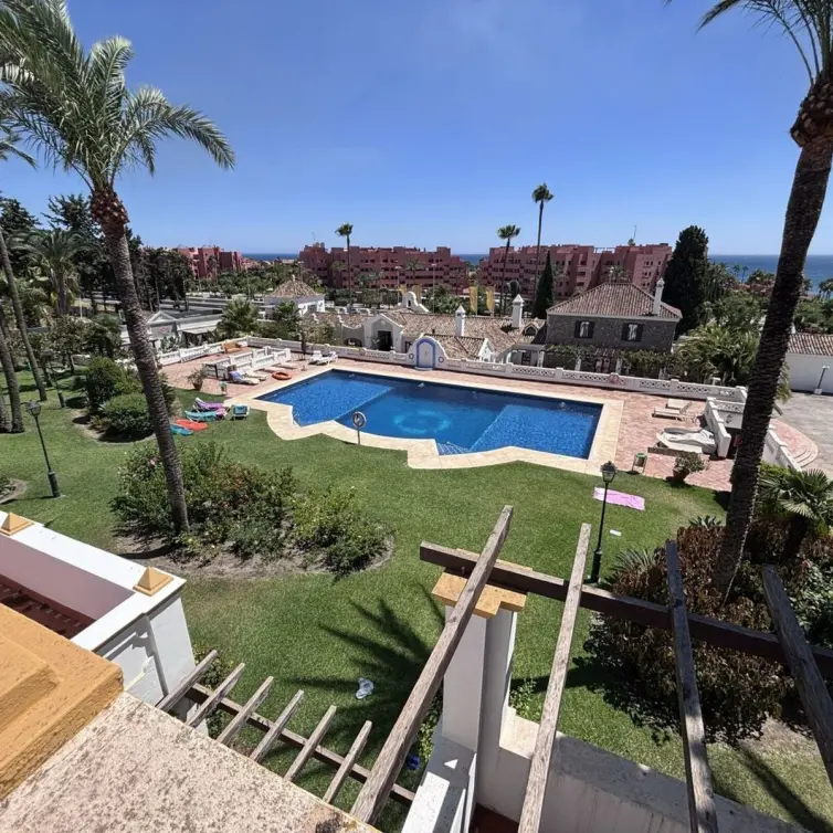Venta de adosado en Estepona