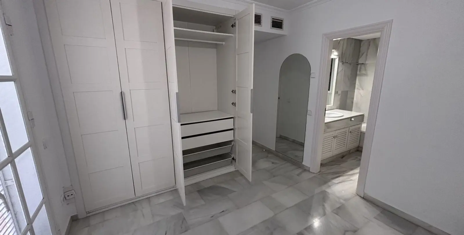 Venta de adosado en Estepona 30