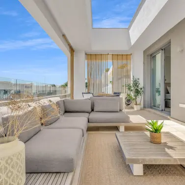 Продажа пентхауса в Estepona