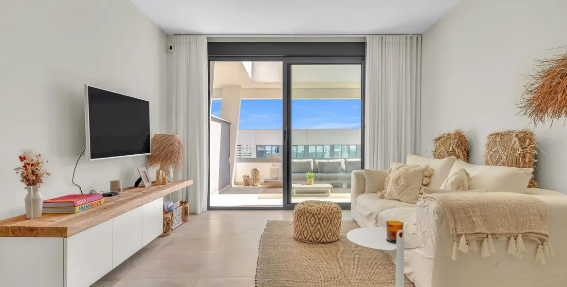 Sale of penthouse in Estepona 5