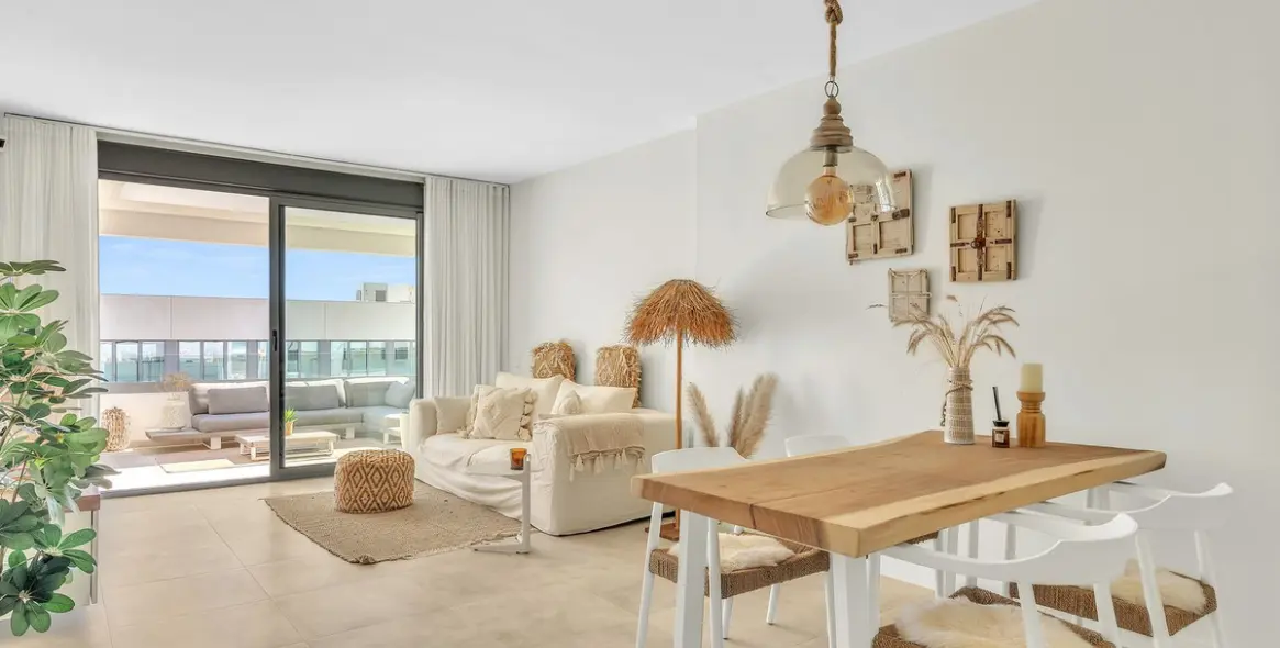 Sale of penthouse in Estepona 6