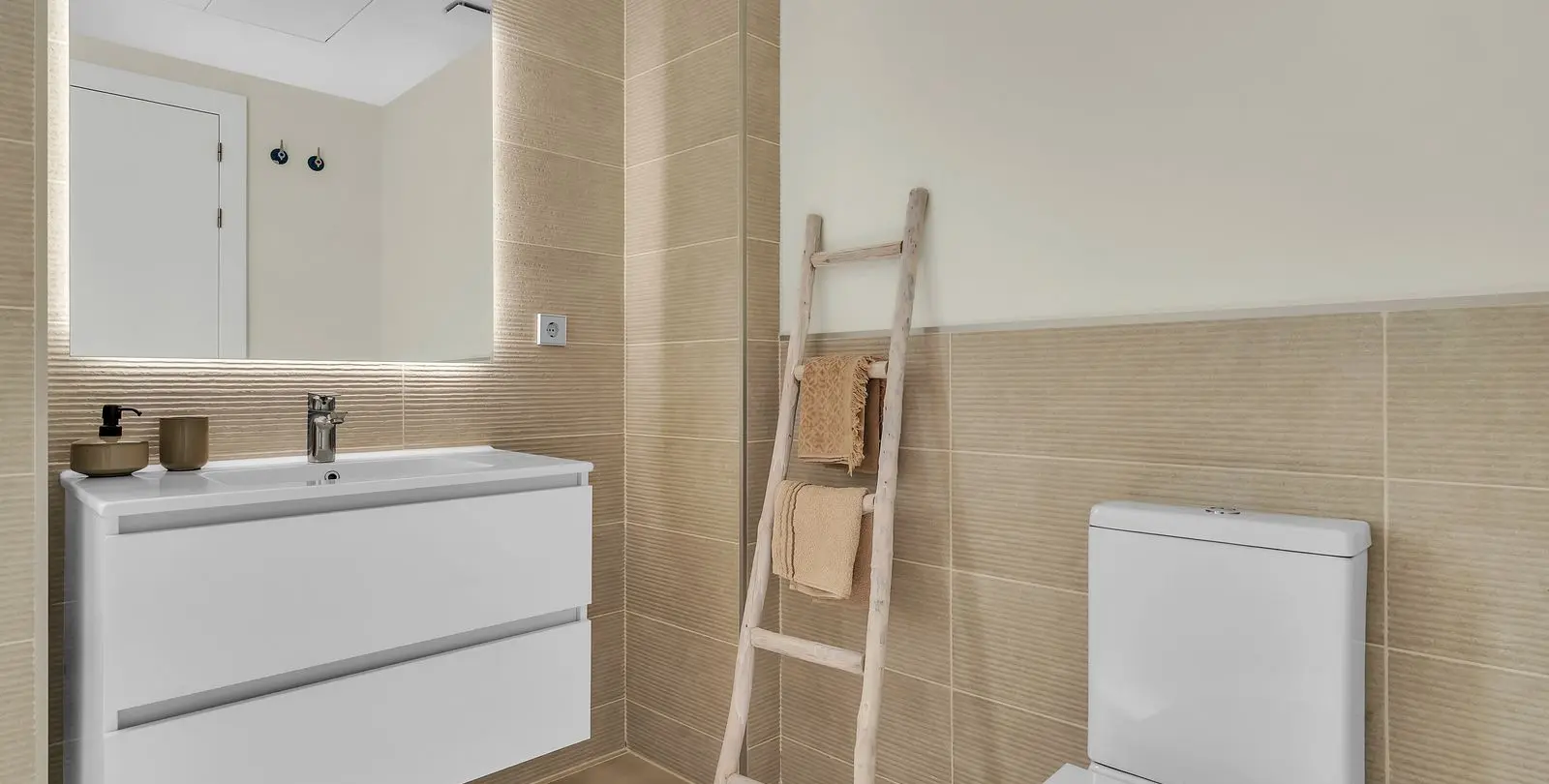 Продажа пентхауса в Estepona 18
