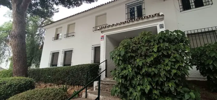 Venta de apartamento en planta baja en Nagüeles 0