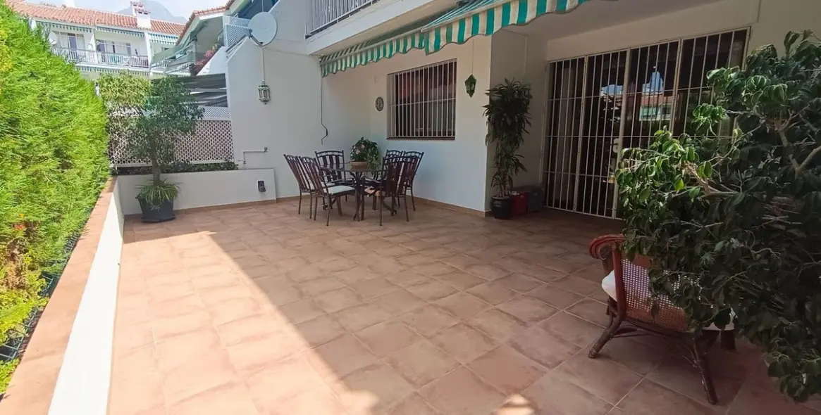 Venta de apartamento en planta baja en Nagüeles 2