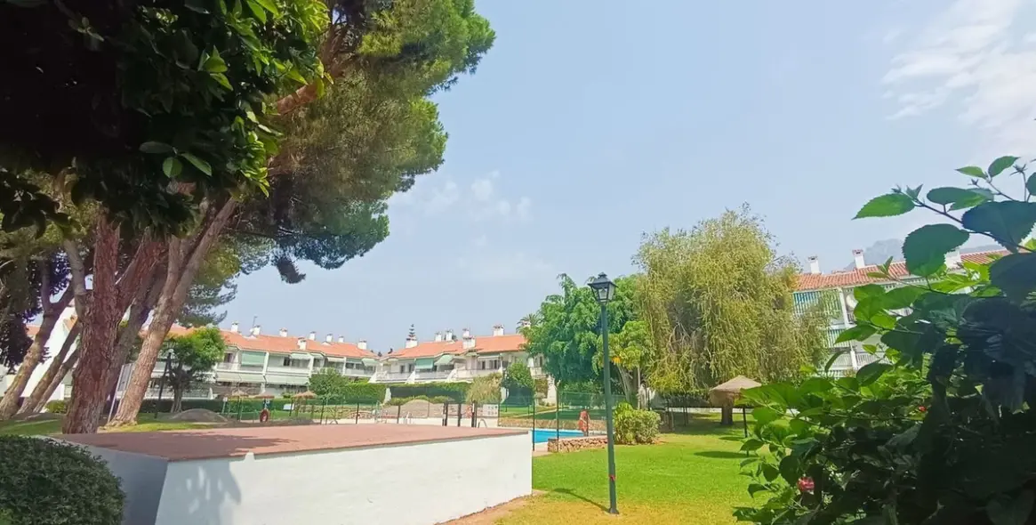 Venta de apartamento en planta baja en Nagüeles 3