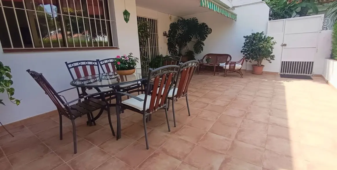 Venta de apartamento en planta baja en Nagüeles 4
