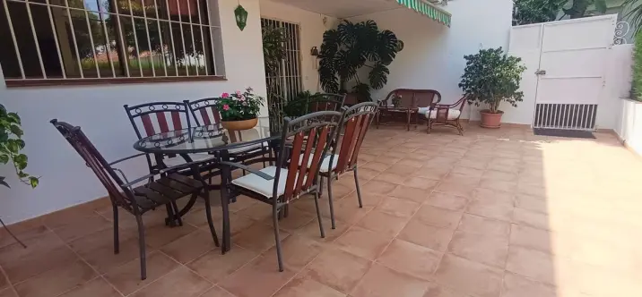 Venta de apartamento en planta baja en Nagüeles 3