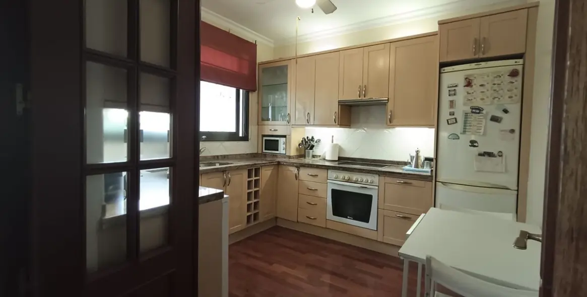 Venta de apartamento en planta baja en Nagüeles 11