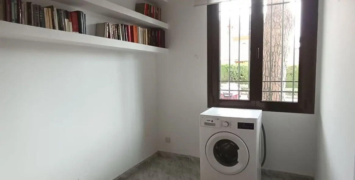 Venta de apartamento en planta baja en Nagüeles 14