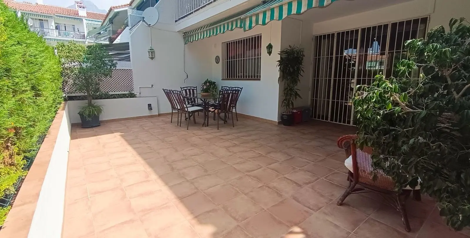 Venta de apartamento en planta baja en Nagüeles 2