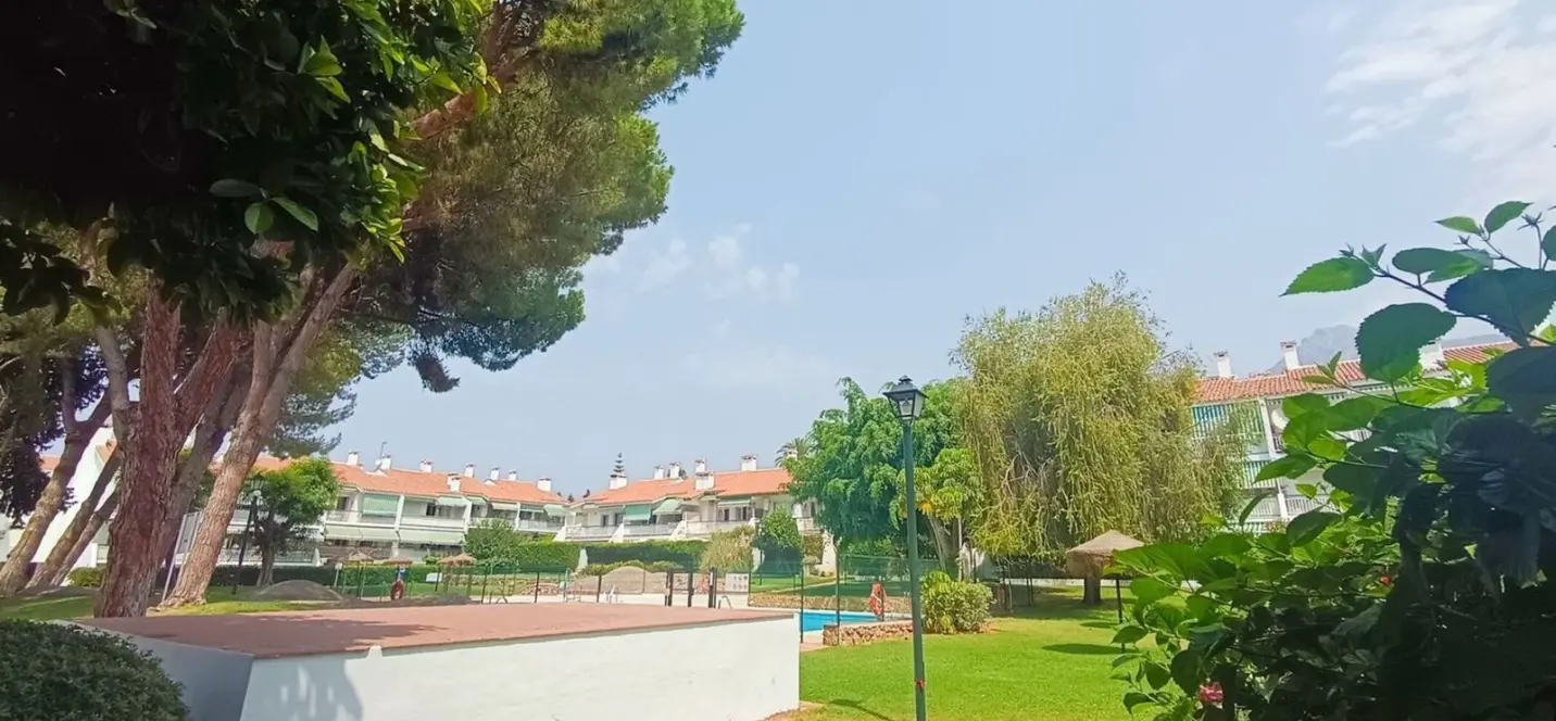 Sale of ground floor apartment in Nagüeles 2