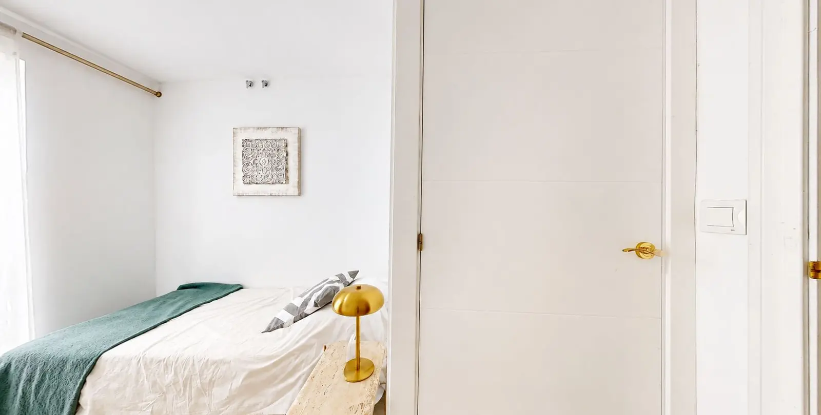 Sale of penthouse duplex in Nueva Andalucía 18