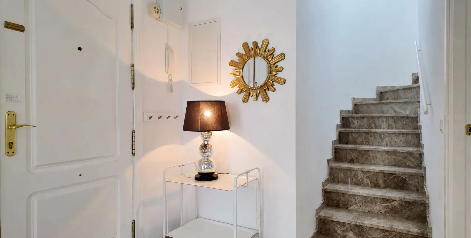 Sale of penthouse duplex in Nueva Andalucía 35