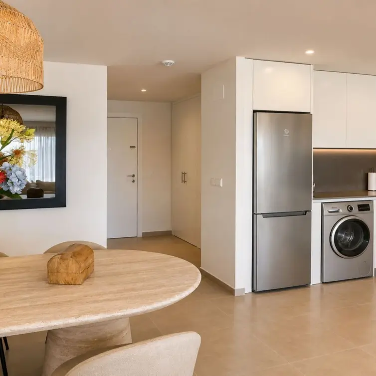 Sale of middle floor apartment in Cancelada