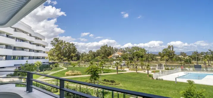 Venta de apartamento en planta media en Torremolinos 0