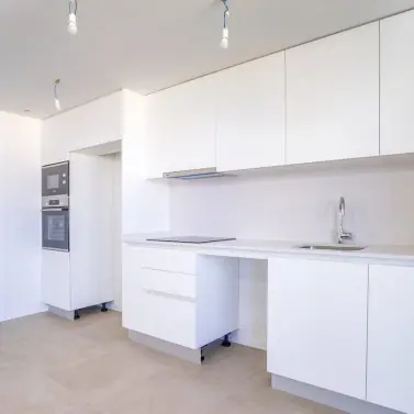 Venta de apartamento en planta media en Torremolinos