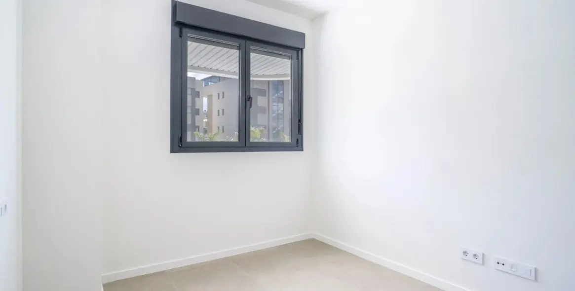 Venta de apartamento en planta media en Torremolinos 14