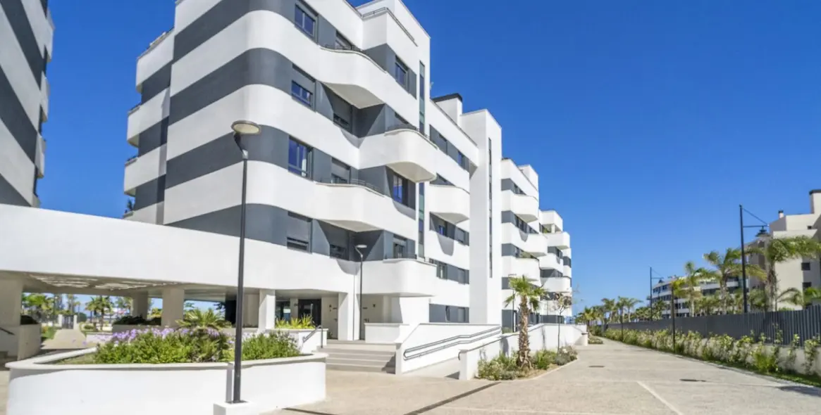 Venta de apartamento en planta media en Torremolinos 24
