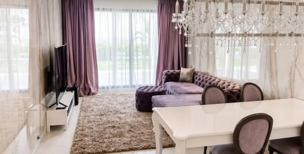 Venta de apartamento en planta baja en Estepona 2
