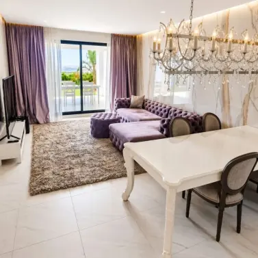 Venta de apartamento en planta baja en Estepona