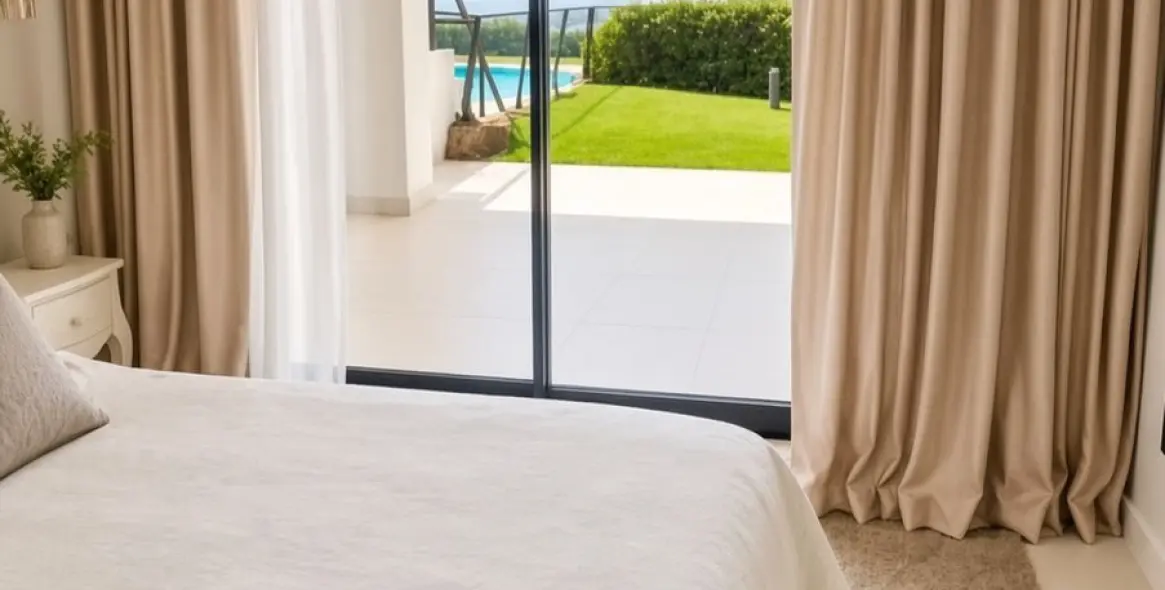 Venta de apartamento en planta baja en Estepona 17